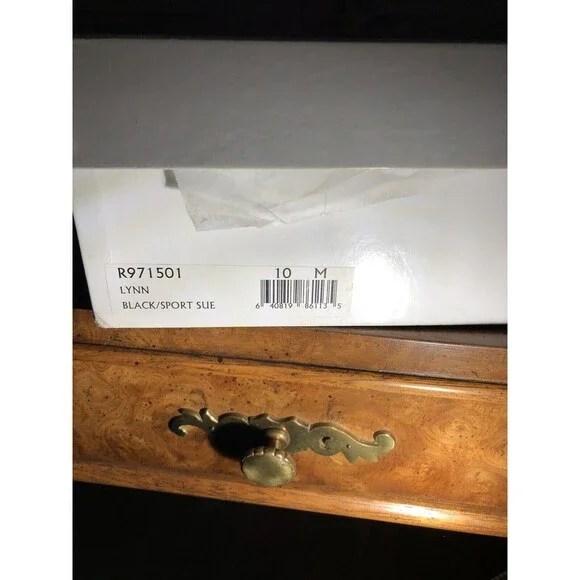 Michael Kors Suede 10M Boots, VINTAGE NEVER WORN Black/Sport Sue Lynn with Box - Picture 7 of 7